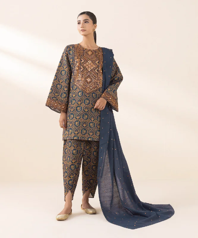 3 Piece - Embroidered Light Khaddar Suit