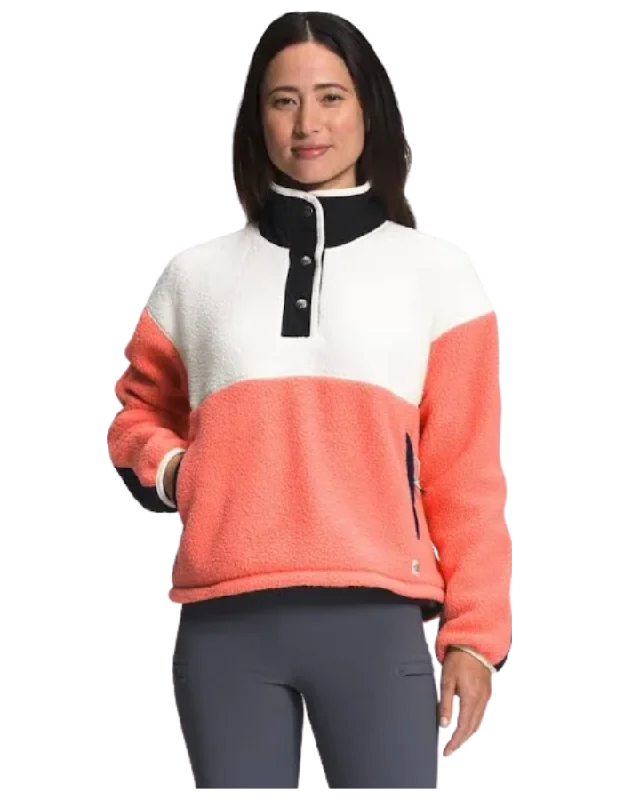 The North Face Women's Cragmont Fleece 1 / 4 Snap - Coral Sunrise / Gardenia White / TNF Black