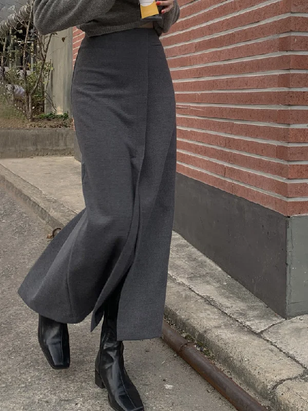 BerryBetty - She's Effortless Slit Maxi Skirt