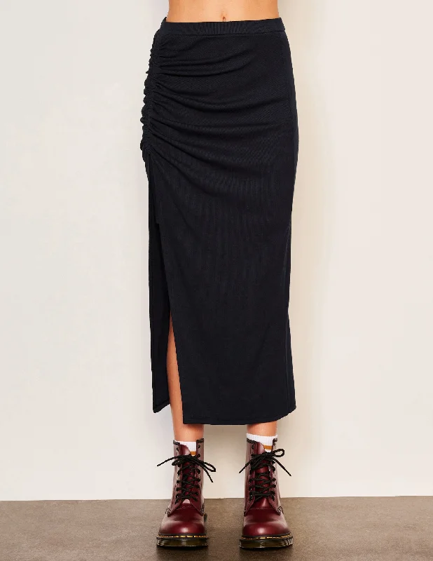 Sundry Rib Shirred Skirt in Deep Navy