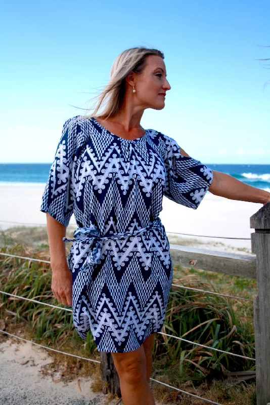 Getaway Short Sleeve Short Dress In Blue Islander