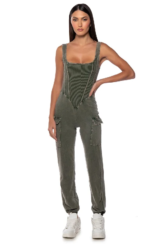 VIVIE CASUAL CARGO JUMPSUIT