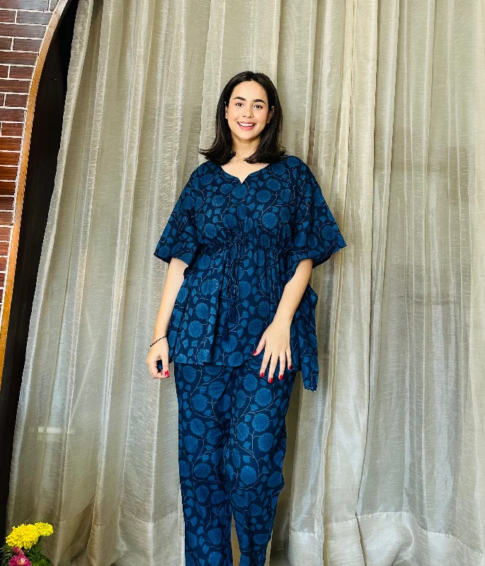 Women Navy Blue Floral Printed Cotton Kaftan with Pyjama